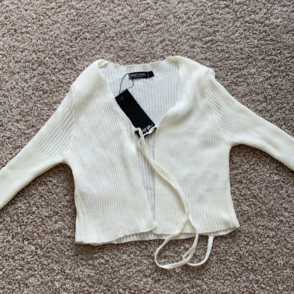 Cropped cream open front with tie